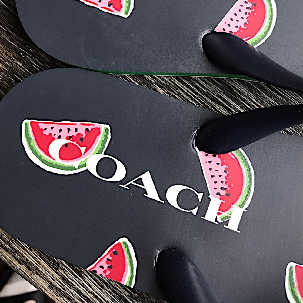๐ Size 10 Coach watermelon print flip flops - Picture 9 of 9